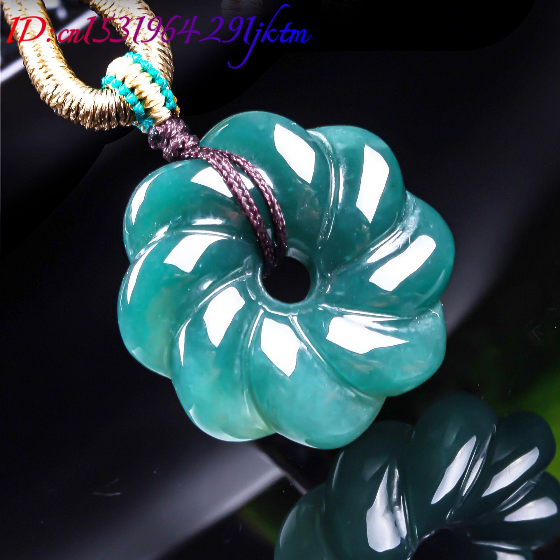 قلادة زهرة من اليشم البورمي ال - مراجعة Jewelry & Watches Store وسعره