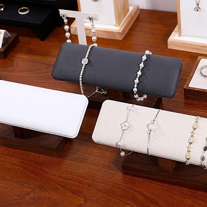 رف عرض مجوهرات من خشب الجوز ال - مراجعة Jewelry And Watches Exhibition وسعره