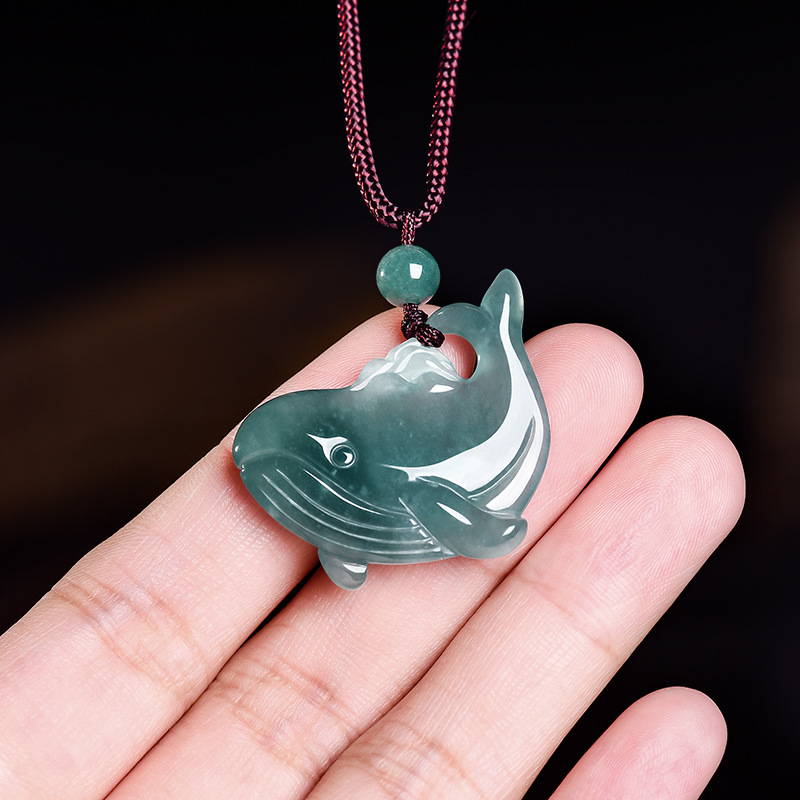 قلادة حجر اليشم البورمي الطبيع - مراجعة Jewelry & Watches Store وسعره
